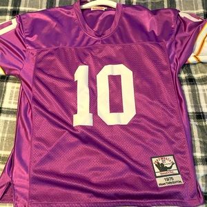 Brand new, never worn Fran Tarkenton throwback jersey!!